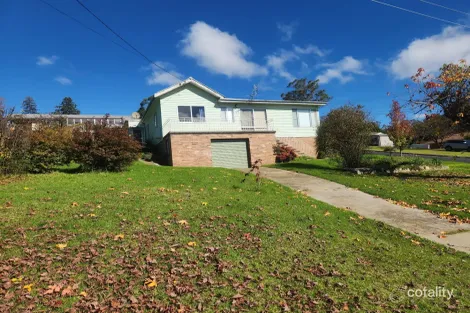 Property photo of 100E Croudace Street Walcha NSW 2354