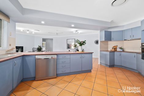 Property photo of 47 Bonneville Crescent Parkinson QLD 4115