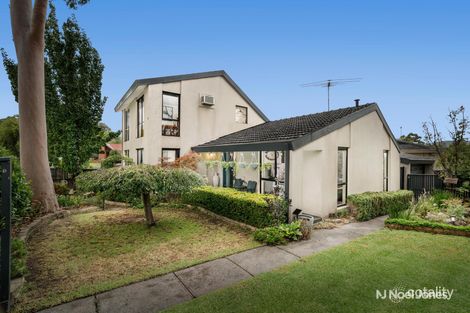 9 Blackfriars Cl, Wantirna, VIC 3152
