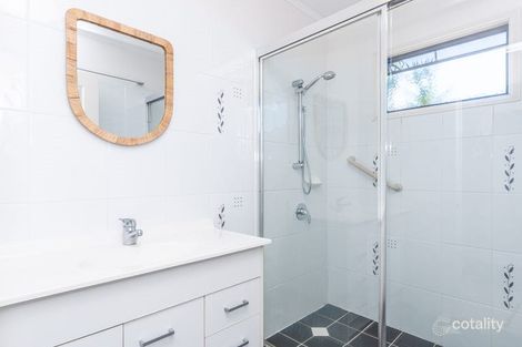 9 Redbank Rd, Redcliffe, QLD 4020