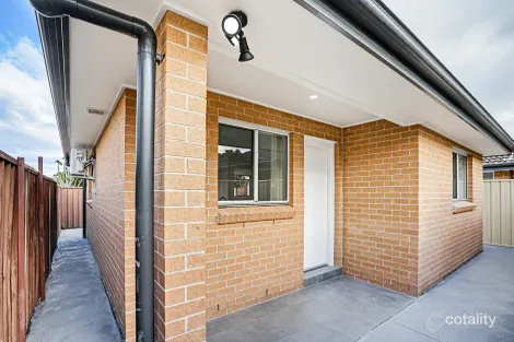 28a Ashur Cres, Greenfield Park, NSW 2176
