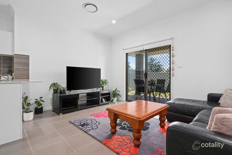 Property photo of 2/37 Third Street Weston NSW 2326