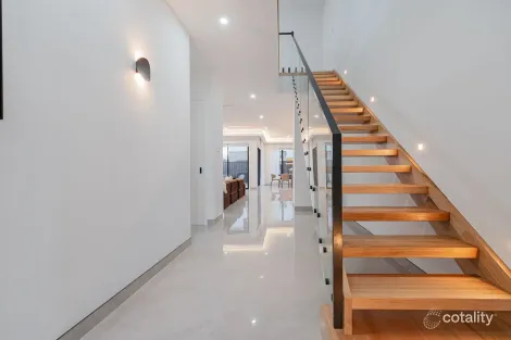 Property photo of 62 Malkari Circuit Greenvale VIC 3059