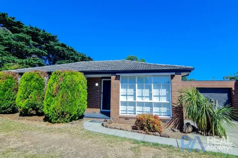 Property photo of 8 Bemersyde Drive Berwick VIC 3806