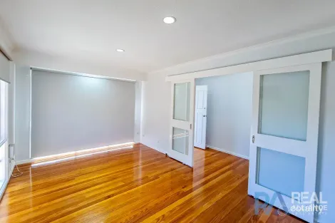 Property photo of 8 Bemersyde Drive Berwick VIC 3806