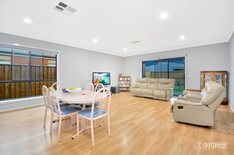 Property photo of 9 Rabbit Crescent Werribee VIC 3030