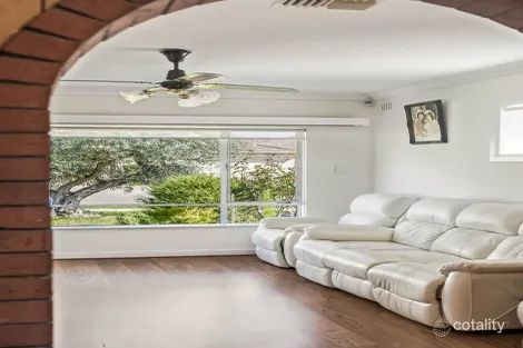 Property photo of 6 Vista Avenue Valley View SA 5093