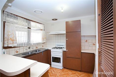Property photo of 2 Lara Court Deer Park VIC 3023