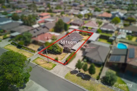 56 SWAN ST, KEILOR PARK, VIC 3042