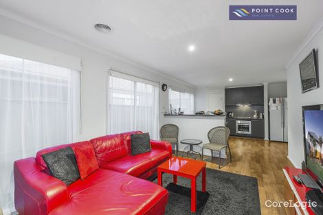 Property photo of 24 Caldicott Crescent Point Cook VIC 3030