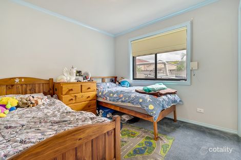 Property photo of 11 Discovery Close Craigieburn VIC 3064