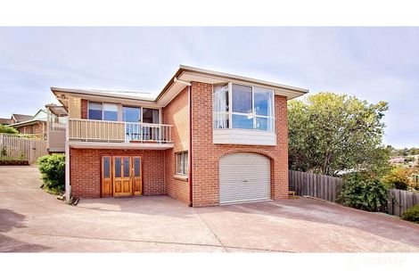 2/20 Excalibur Pl, Lindisfarne, TAS 7015