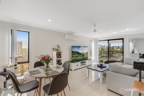 Property photo of 2/17 McInnes Crescent Glenvale QLD 4350