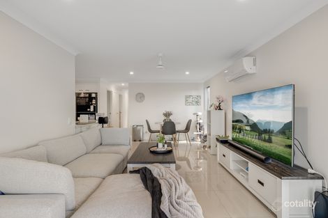 Property photo of 2/17 McInnes Crescent Glenvale QLD 4350