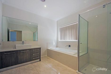 Property photo of 3/15 Greenleaf Circuit Tarneit VIC 3029