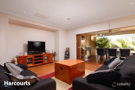 Property photo of 22 Diamond Parade Skye VIC 3977