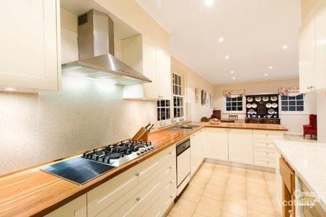 Property photo of 10 Heydon Avenue Warrawee NSW 2074