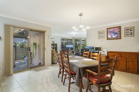 31 Campbell Pde, Mannering Park, NSW 2259