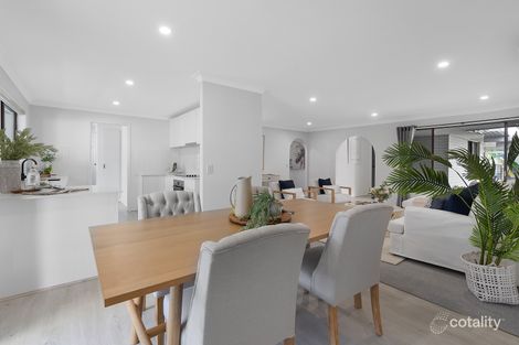 Property photo of 25 Collins Crescent Benowa QLD 4217