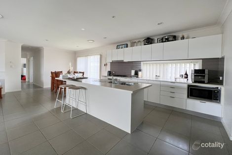 Property photo of 27 Dobinson Street Bucasia QLD 4750