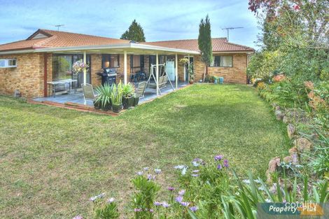 Property photo of 10 Cameo Crescent St Clair NSW 2759
