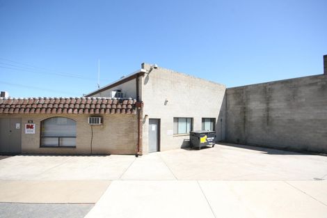 18 Hampton Rd, Keswick, SA 5035