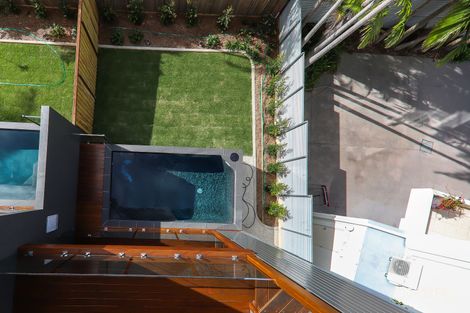 Property photo of 2/6 William Street Alexandra Headland QLD 4572