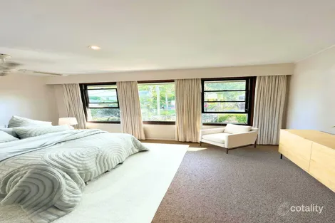 Property photo of 1 Neweena Place Avalon Beach NSW 2107