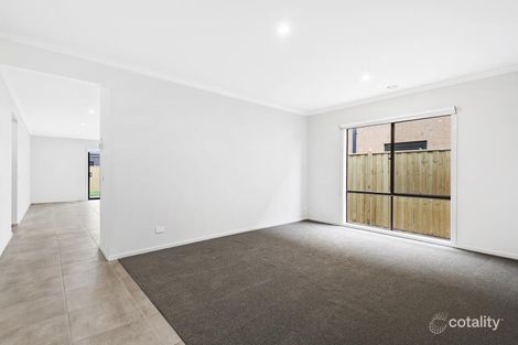 Property photo of 88 Fenway Boulevard Clyde North VIC 3978