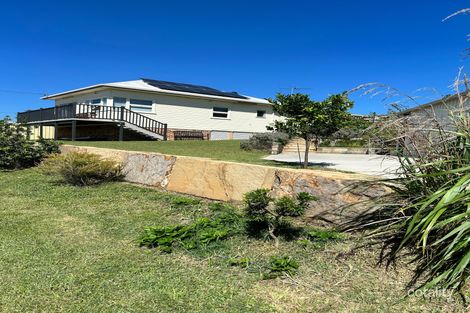 2 Laverty Cres, Scotts Head, NSW 2447
