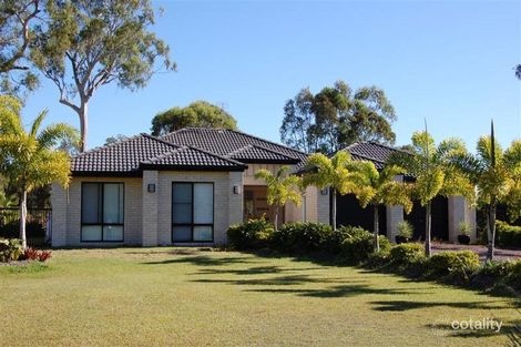 2 Adensfield Ct, Cooroibah, QLD 4565