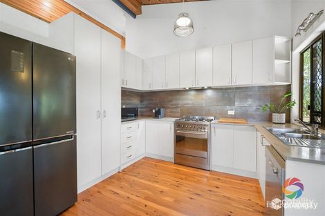 Property photo of 24A Sayre Crescent Boyne Island QLD 4680