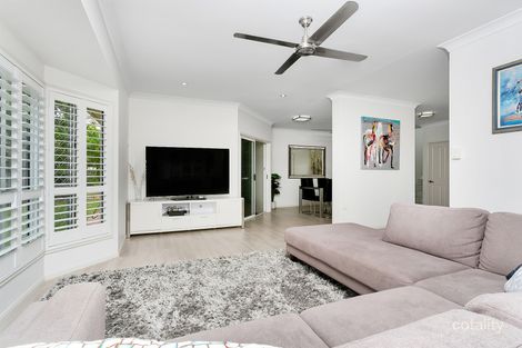 Property photo of 2 Woodmont Place Mooroobool QLD 4870