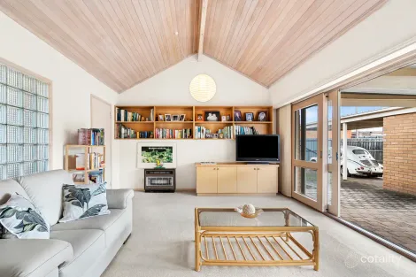 28 Quamby Ave, Hamlyn Heights, VIC 3215