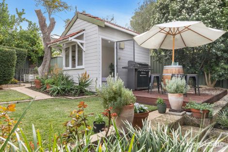 Property photo of 17 Loftus Street Nedlands WA 6009