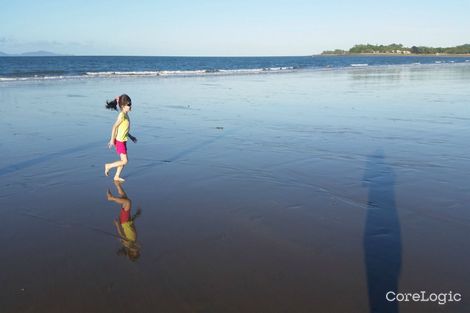 1/4 Symons Ave, Bucasia, QLD 4750