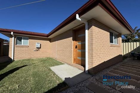 Property photo of 32 Unicombe Crescent Oakhurst NSW 2761