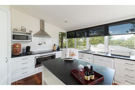 Property photo of 31 Sunland Crescent Mount Riverview NSW 2774