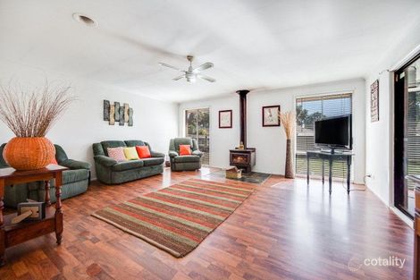 Property photo of 36 Sunbird Crescent Carrum Downs VIC 3201