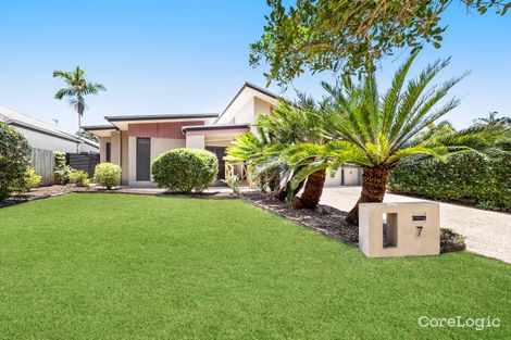 Property photo of 7 Honeywood Court Currimundi QLD 4551