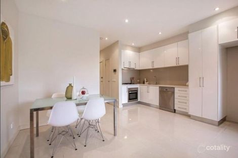 Property photo of 16/16-18 Dene Avenue Malvern East VIC 3145