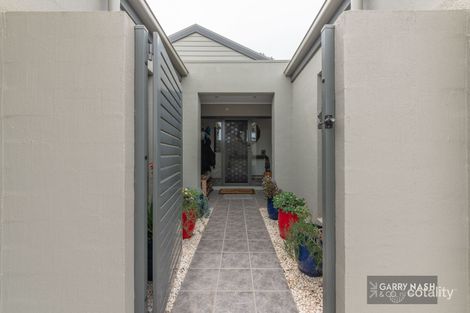 Property photo of 32 Cambridge Drive Wangaratta VIC 3677