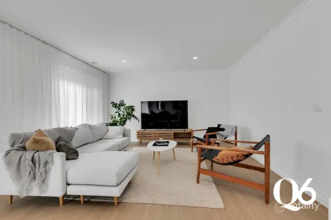 Property photo of 2 Exeter Avenue Derrimut VIC 3026