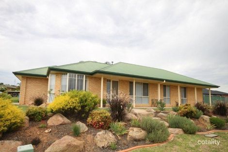 1 Boree Ave, Forest Hill, NSW 2651