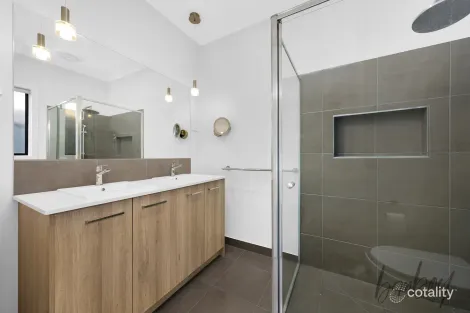 142 Fairways Bvd, Craigieburn, VIC 3064