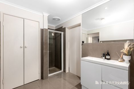 Property photo of 32 Vista Drive Chirnside Park VIC 3116