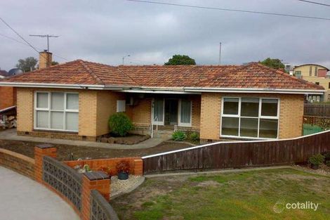 Property photo of 4 Linda Court Footscray VIC 3011