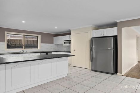 Property photo of 20 Langbourne Drive Narre Warren South VIC 3805