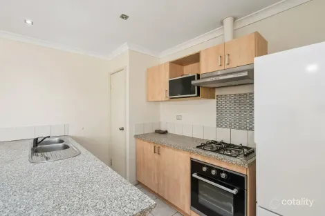 Property photo of 4/2 Hogarth Street Cannington WA 6107