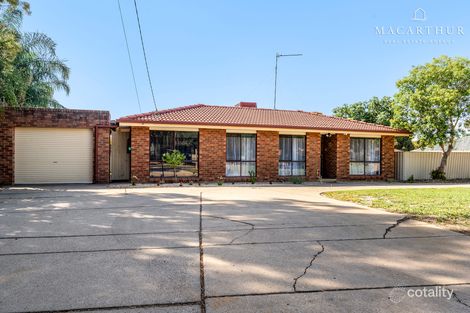 Property photo of 10 Crisp Drive Ashmont NSW 2650
